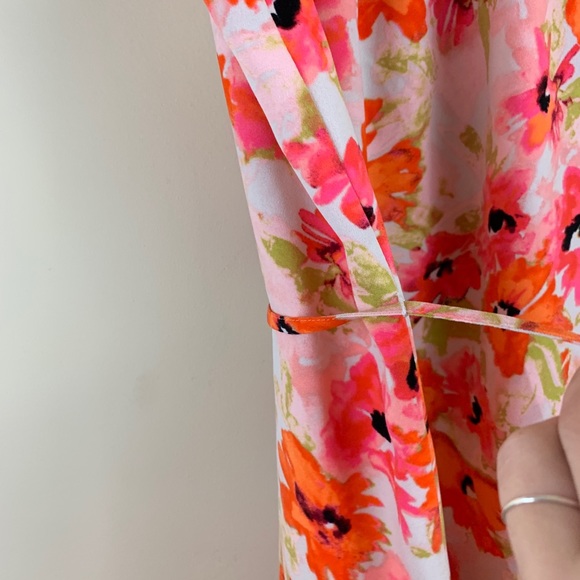 LOFT Floral Sleeveless Tiered Hem Halter Dress - Picture 6 of 9